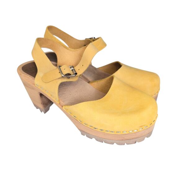 Free People MIA Freja Swedish Clogs Yellow Leather Stockholm 38 / US 8 NWOT - Picture 1 of 13
